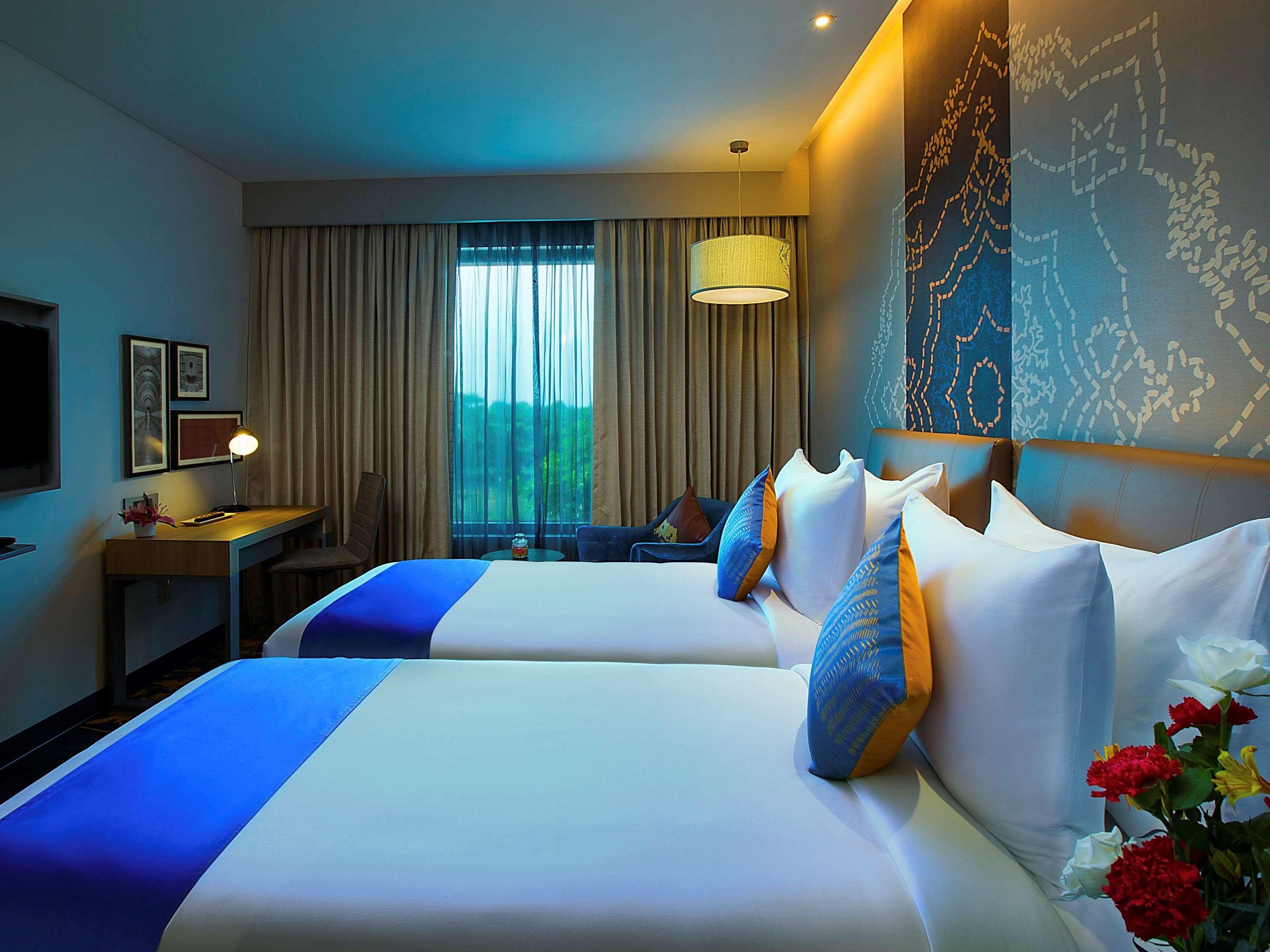 Grand Mercure Mysore - An Accor Brand Exteriör bild Deluxe Room