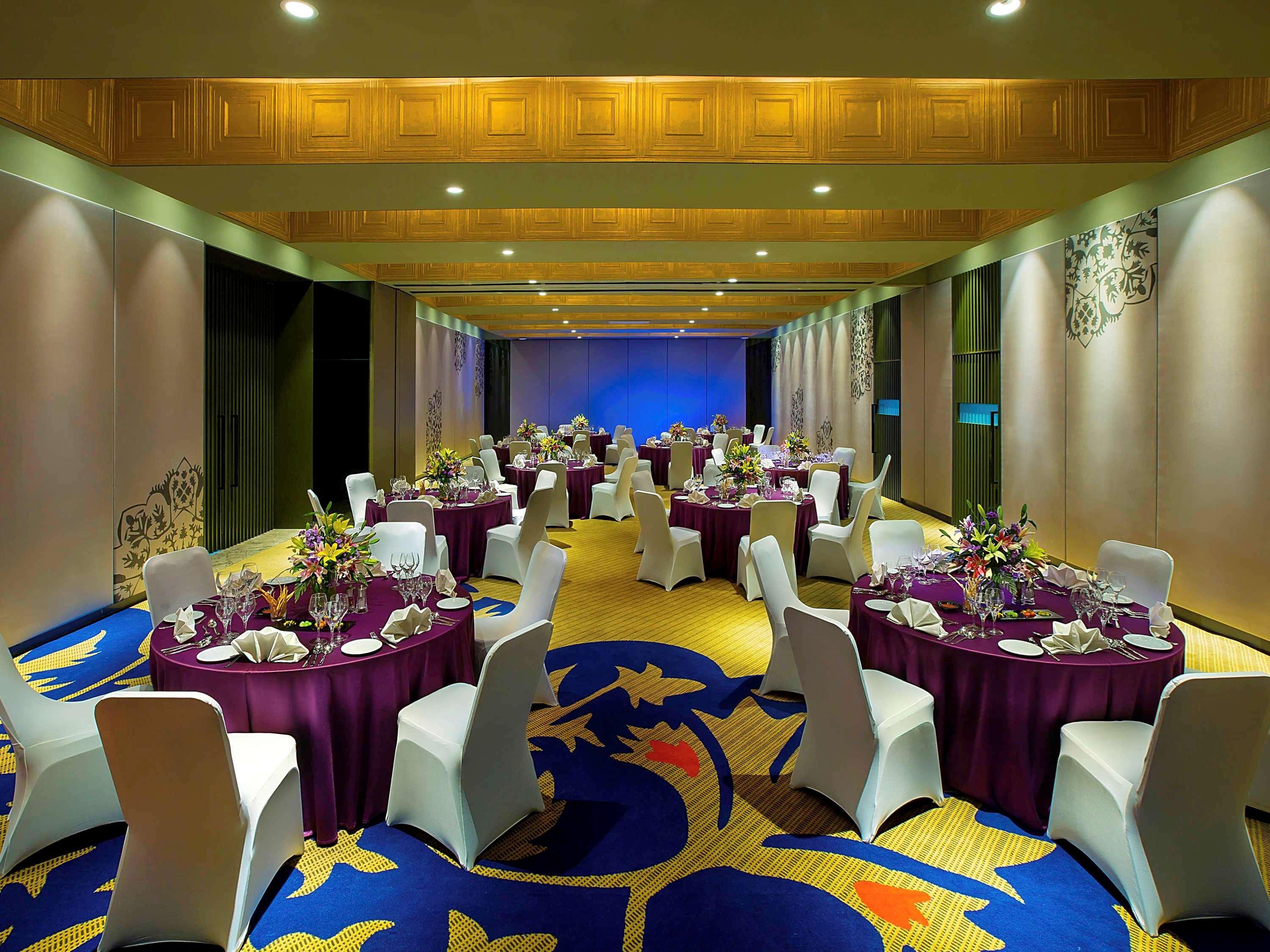 Grand Mercure Mysore - An Accor Brand Exteriör bild The ballroom