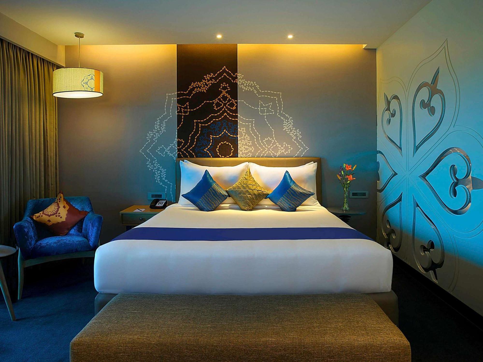 Grand Mercure Mysore - An Accor Brand Exteriör bild Deluxe Room