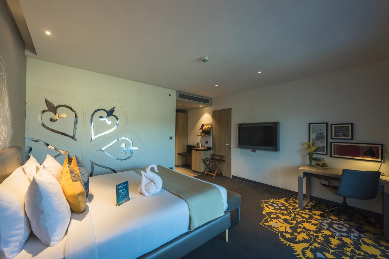 Grand Mercure Mysore - An Accor Brand Exteriör bild