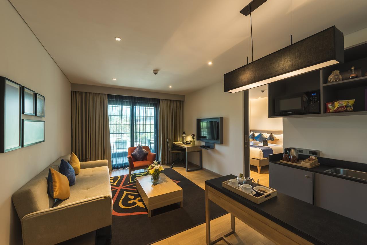 Grand Mercure Mysore - An Accor Brand Exteriör bild A suite at the hotel