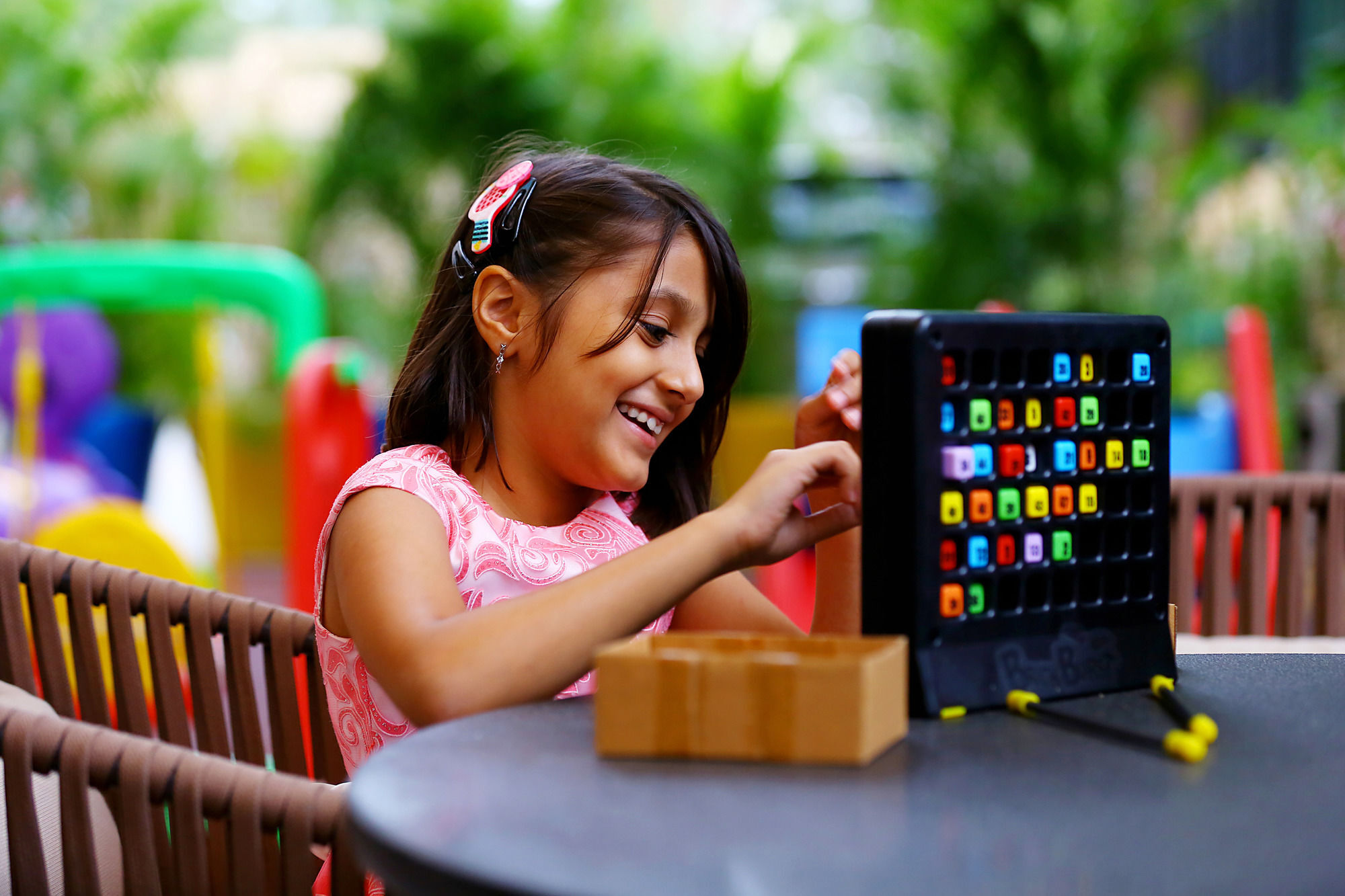 Grand Mercure Mysore - An Accor Brand Exteriör bild A child playing with a tablet