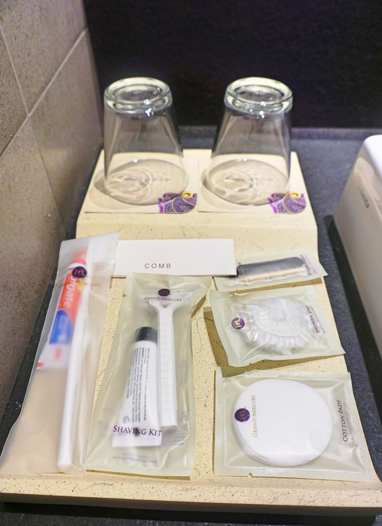 Grand Mercure Mysore - An Accor Brand Exteriör bild A typical amenity kit