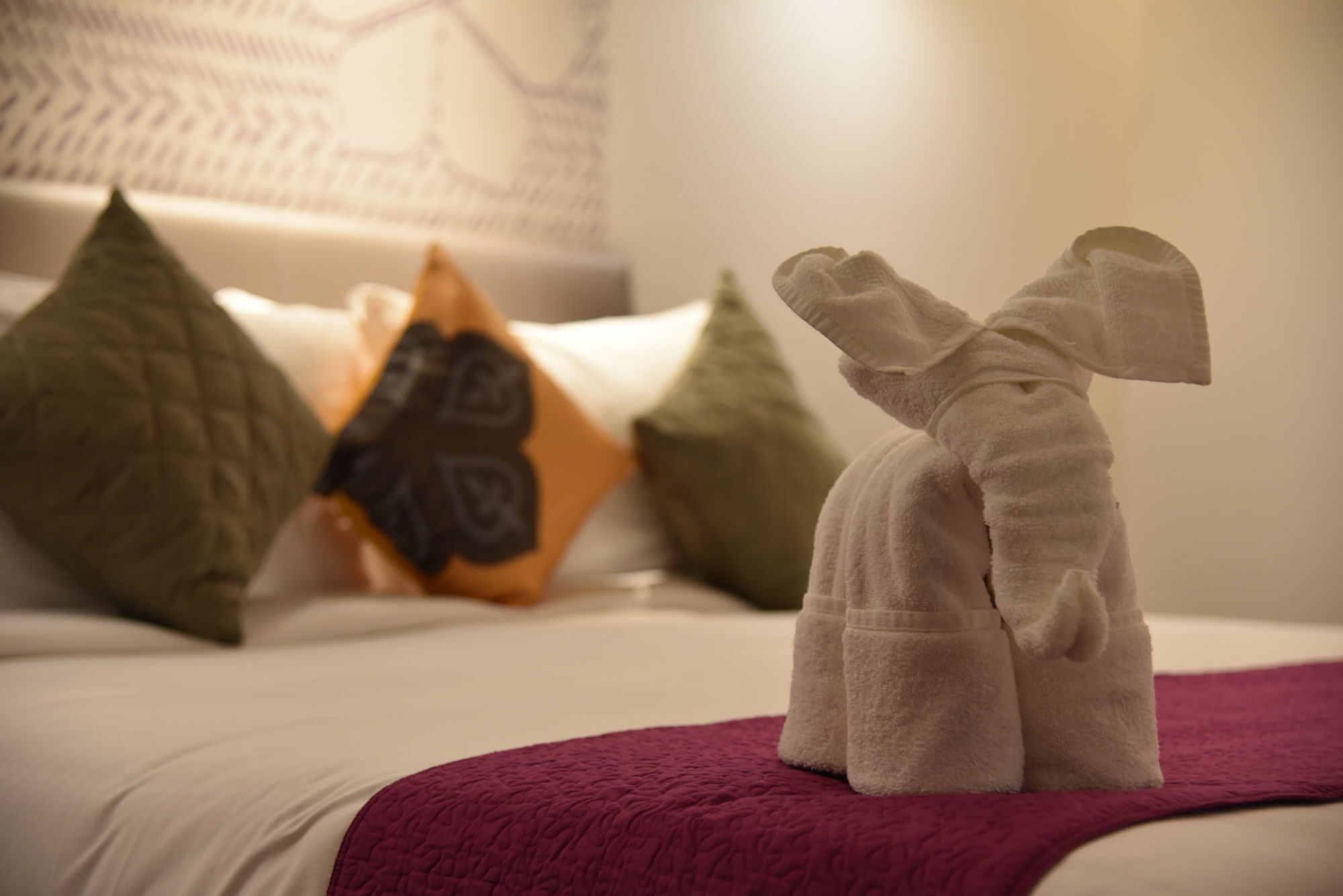 Grand Mercure Mysore - An Accor Brand Exteriör bild A towel elephant